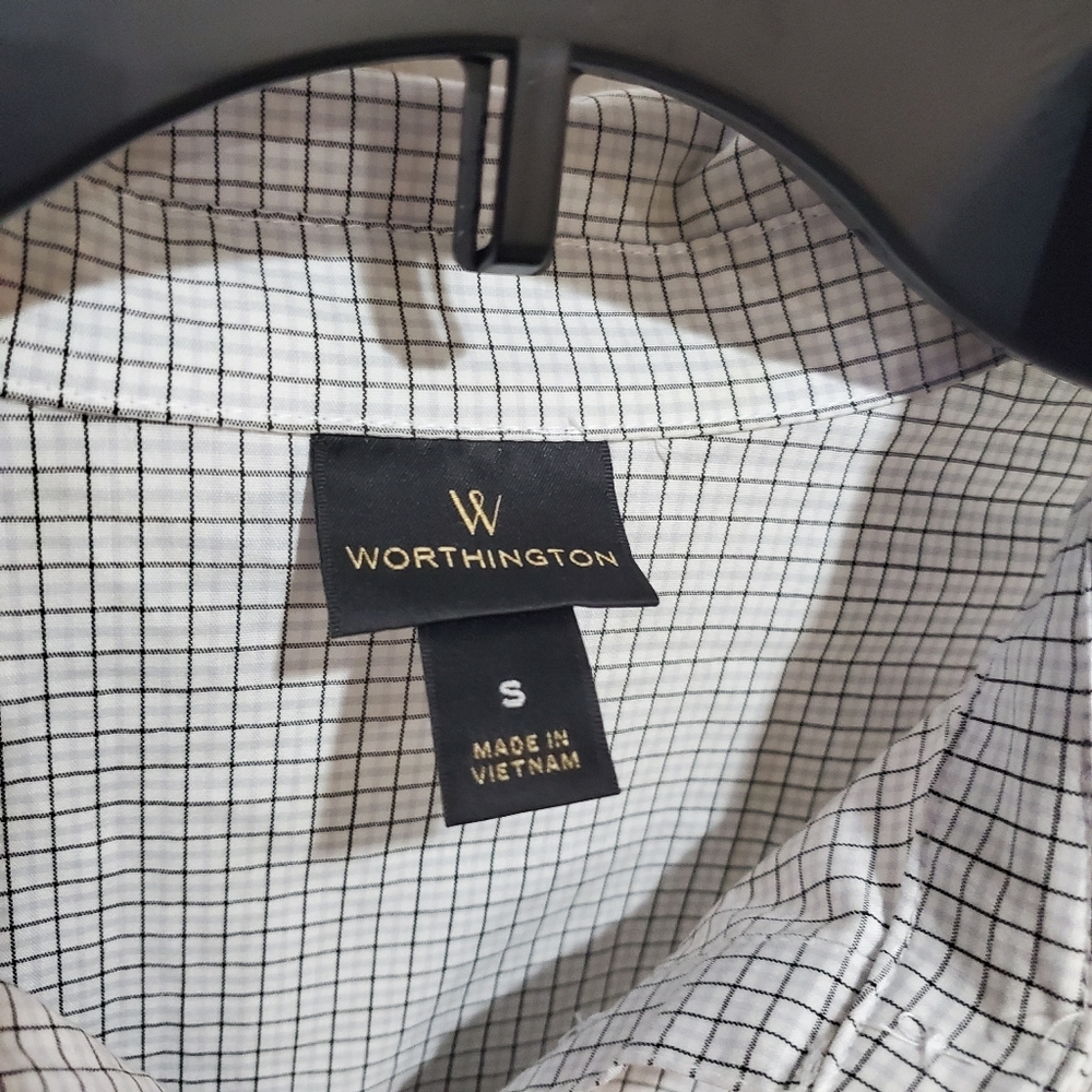 WORTHINGTON Button Up - Picture 2 of 6